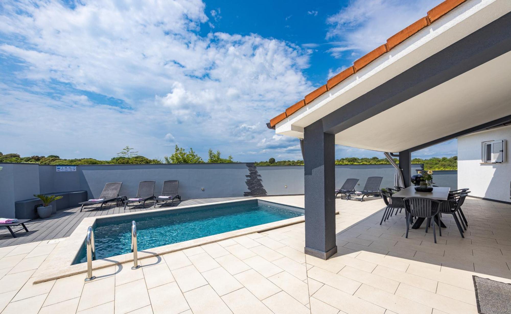 50 Shades Of Grey Villa *